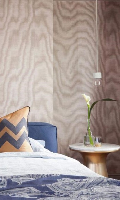 کاغذ دیواری اتاق خواب با حلقه هایی از تنه درخت